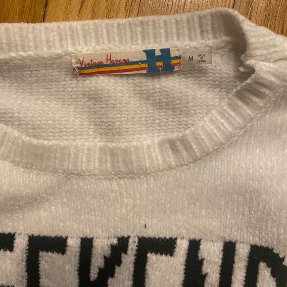 Girl’s super soft sweater/ knit top - Picture 2 of 2